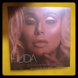 HudaBeauty Palette
